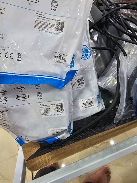 Đặt 3 loại khác nhau xong giao cùng 1 loại