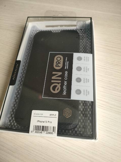 Mua màu xanh lại giao màu đen. Hiccc. Hỏi tư vấn thì ko muốn trả lời.