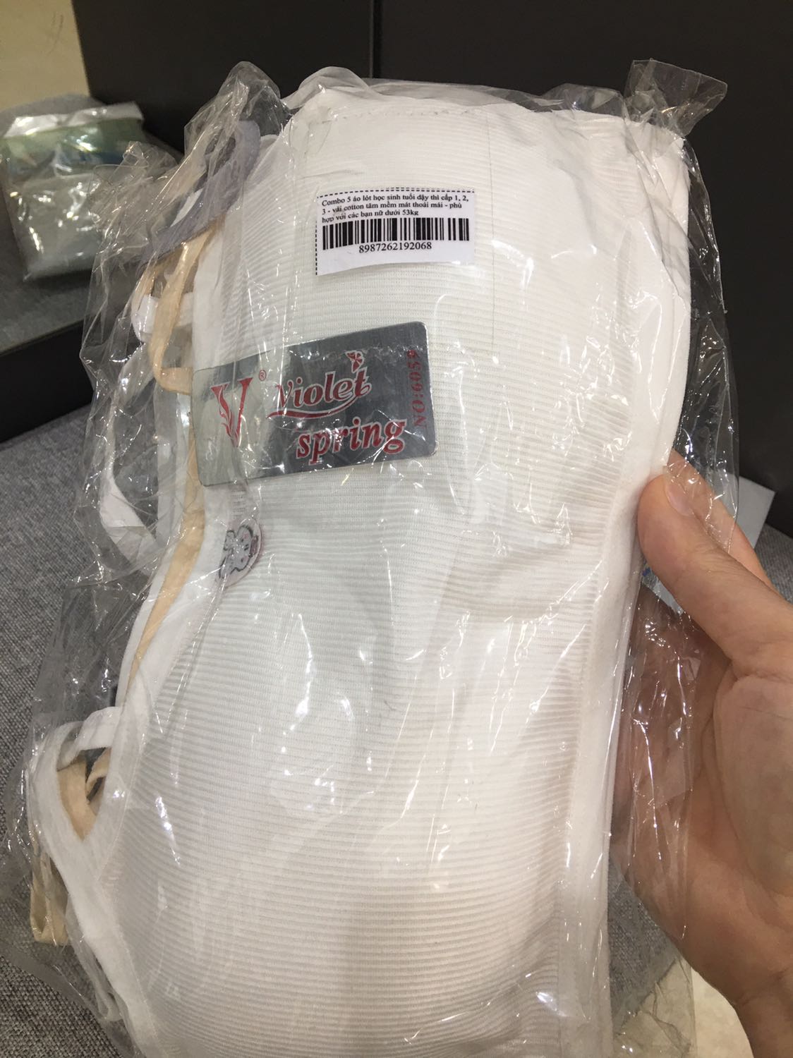 Tiki giao hàng nhanh chóng, đóng gói kỹ lưỡng.
Sản phẩm ổn, chi phí rất hợp lý.