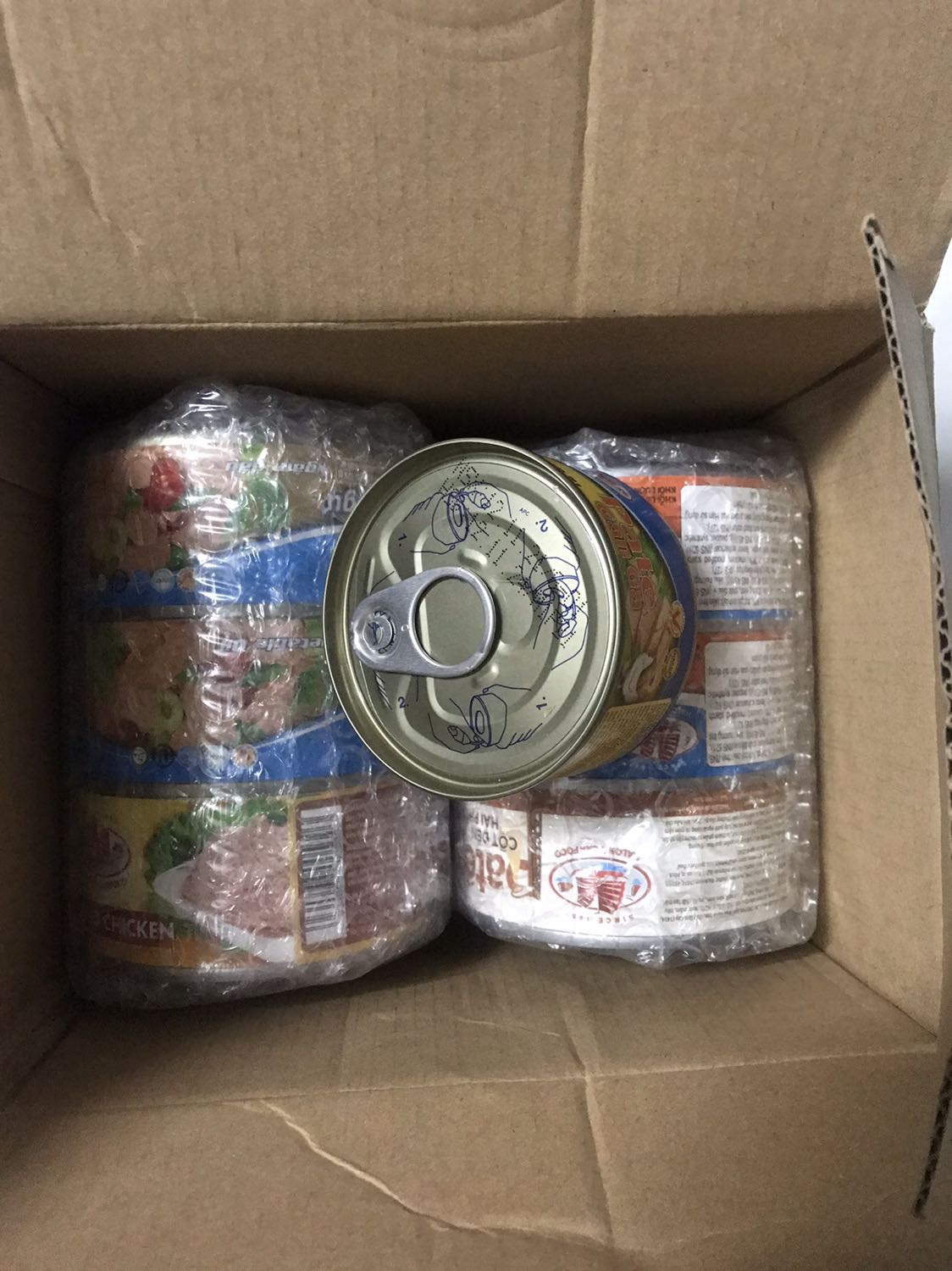 Nhà mình thích nhãn hiệu này, trên tiki có nhiều món lạ đợt này mua thử. Giao nhanh gói kỹ nha