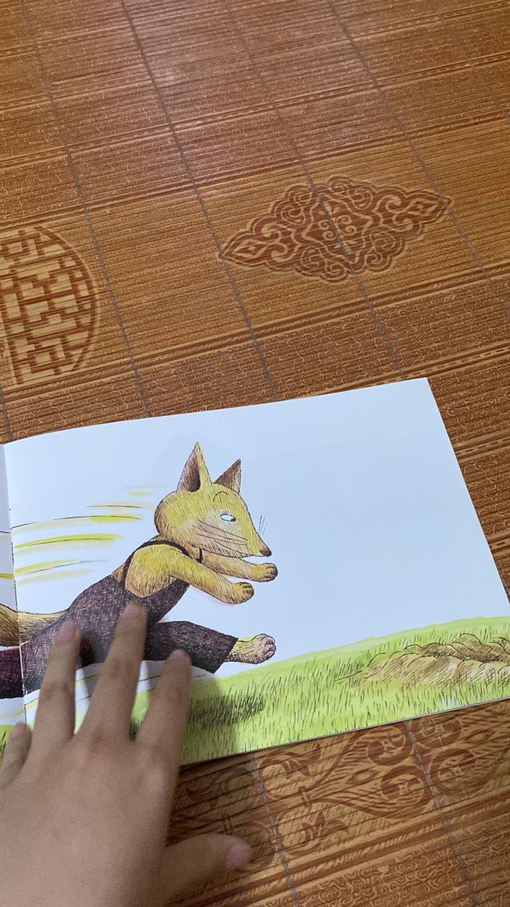 Sách có màu sắc đẹp, bắt mắt trẻ thích thú khi xem sách
Nên mua ạ ❤️