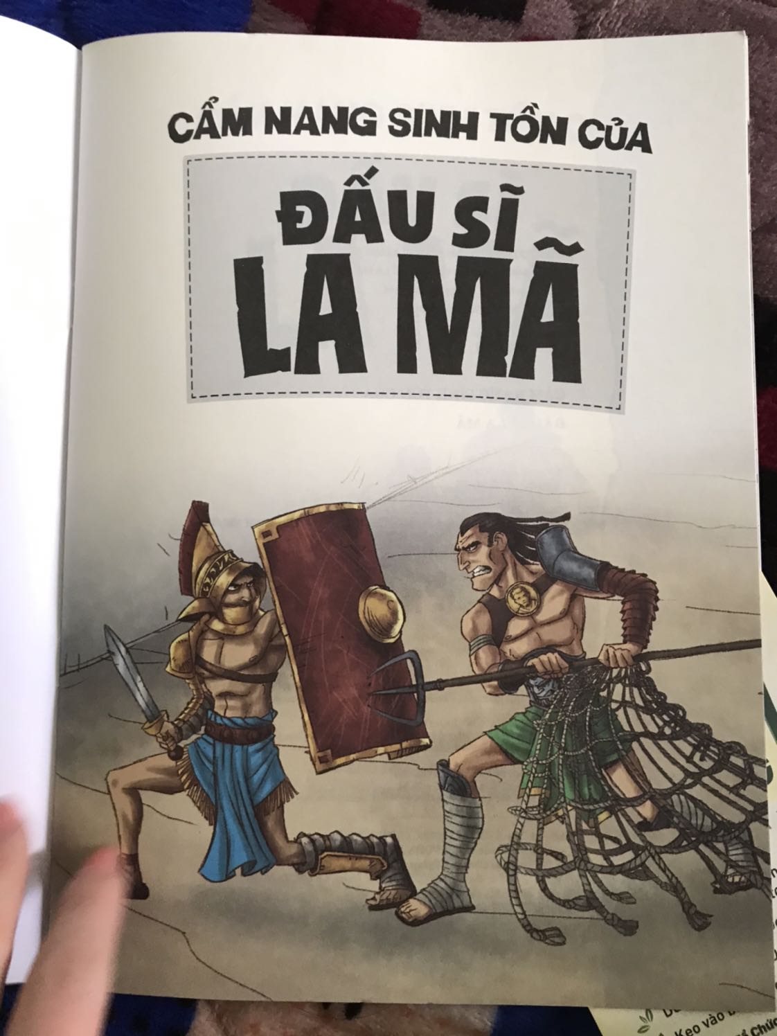 Mua 3 quyển cùng bộ chưa đến 20k. Sách quá rẻ lại chất lượng. Bản in chất lượng tốt. Sách mới k bị bẩn hay rách.