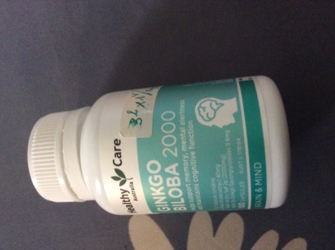 Đã nhận đủ hàng, có tem xác thực hàng chuẩn nên yên tâm sử dụng. Cận tết nhưng Tiki giao đúng hạn, nhân viên giao hàng vui vẻ, thân thiện. Rất hài lòng.