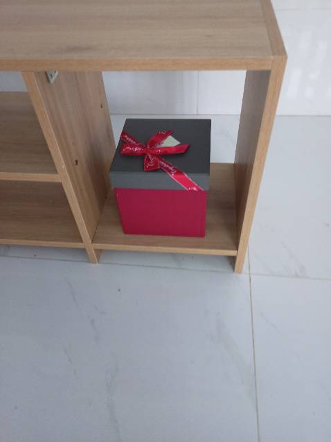 Đúng mẫu, sang trọng và đẹp. Thích