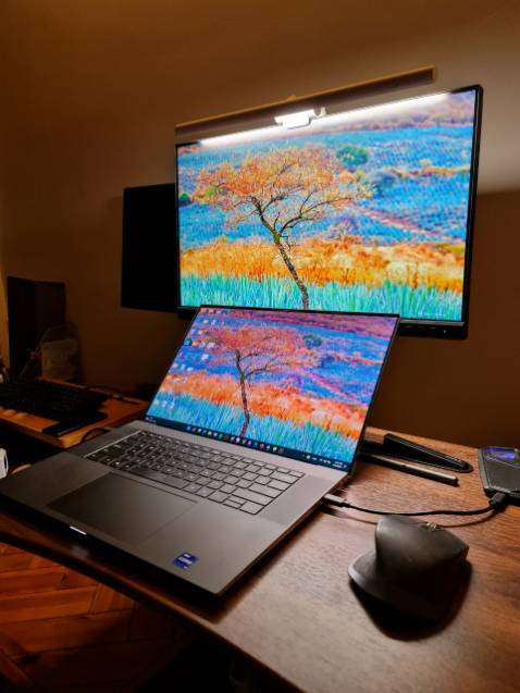 Hàng chất lượng, ko lỗi lầm, giao hàng nhanh, *** đúng 75hz, chỉ hơi tiết là nhìn bề ngang hơi thô. 
Cổng kết nối đa tiện dụng, đang sử dụng typeC, cà có thể cắm usb, đèn, mở rộng thêm màn hình tùy ý - ưng nhất điểm này ở con Proart Hàng chất lượng, ko lỗi lầm, giao hàng nhanh, *** đúng 75hz, chỉ hơi tiết là nhìn bề ngang hơi thô. 
Cổng kết nối đa tiện dụng, đang sử dụng typeC, cà có thể cắm usb, đèn, mở rộng thêm màn hình tùy ý - ưng nhất điểm này ở con Proart