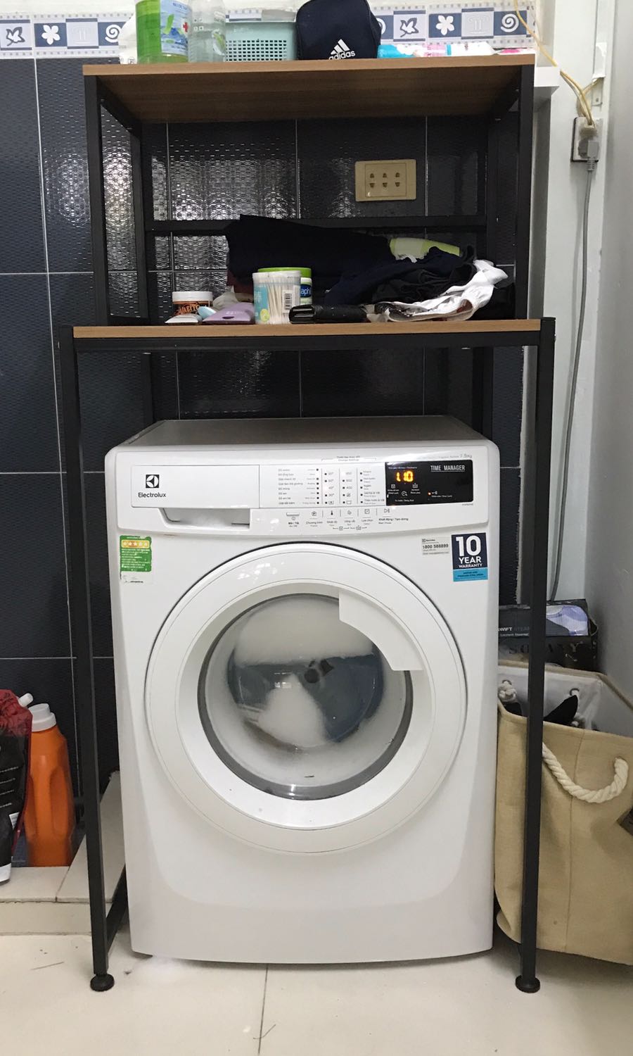 Giao hàng nhanh, đóng gói cẩn thận. 
Khung hơi yếu, Nếu xài thép to hơn thì chắc okay. 
Cho thêm cái lục giác đi kèm ( 1 cái khoảng 5k) thì tiện hơn.