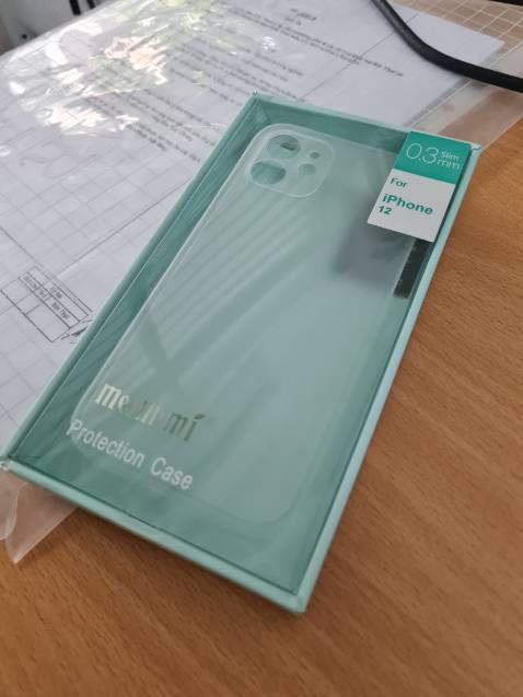 Nói là màu trắng nhưng thực ra không phải như hình, mà là màu nhám