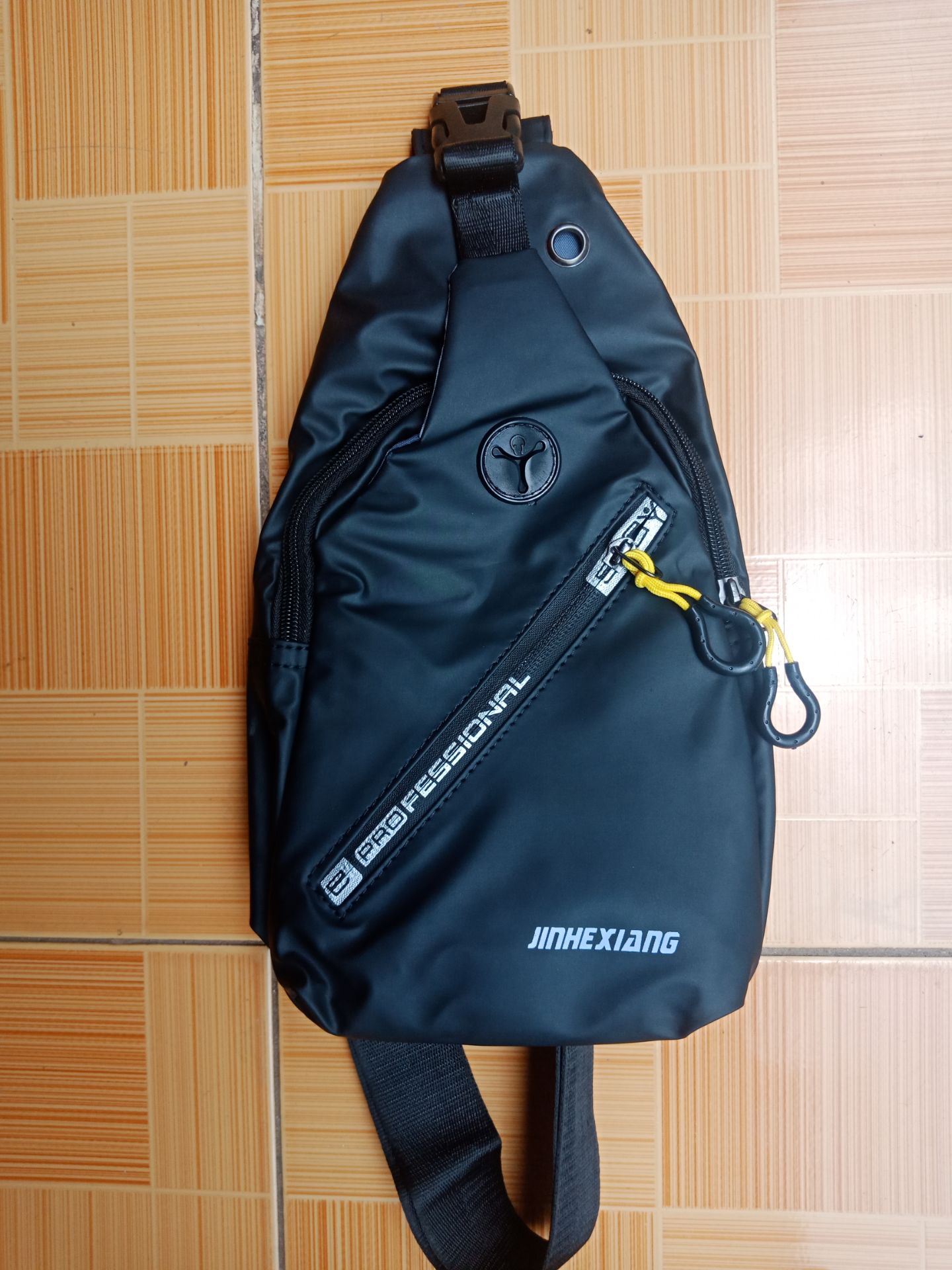 túi đẹp, vải chất liệu tốt, chất lượng oke.