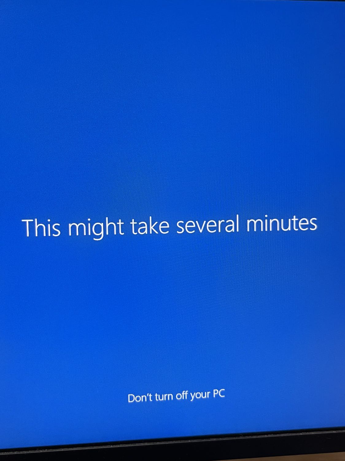 Cuộc sống ko bao giờ là bế tắc thực sự hay có khái niệm mất tất cả một khi bạn còn có niềm tin. Thật dễ nuối tiếc về một điều gì đó đã mất đi nhưng sẽ rất khó nhận ra và trân trọng những gì ta đang có…