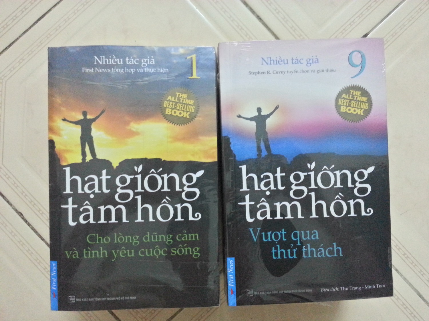 Giao hàng đúng giờ, đóng gói hàng cẩn thận, nội dung rất hay và ý nghĩa trong cuộc sống phù hợp với mọi lứa tuổi từ học sinh, sinh viên, người đi làm, hay những người lớn tuổi, hơi tiếc là có 1 vài chỗ chữ in mờ và sai chính tả, chất lượng giấy khá tốt. Nếu giấy hơi vàng tí thì nhìn sẽ sang chảnh hơn. Hài lòng với bộ sản phẩm này.