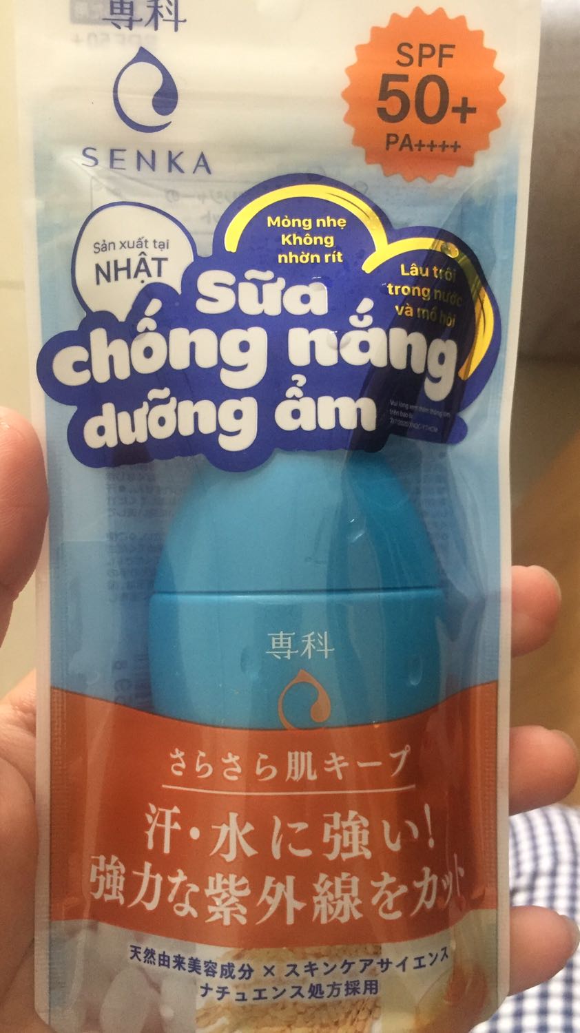 Tốt ngon bổ rẻ chống nắng phổ rộng kcn vật lý lai hoá học, nhẹ mặt tệp da
Nsx 03/2021 ko mới
Trời ơi, mới phát hiện mình không có quà, đổi đánh giá xuống từ 5* xuống 2* thôi, kì cục thật, mua 2 k đc tặng, mà mua 1 thì đc tặng