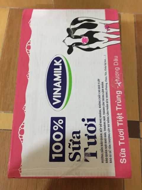 Giao hàng nhanh, đóng gói cẩn thận. Sữa có vị chua dịu, ít ngọt, khá ngon. Nhưng mấy bé nhà mình vẫn thích vị socola hơn 😊