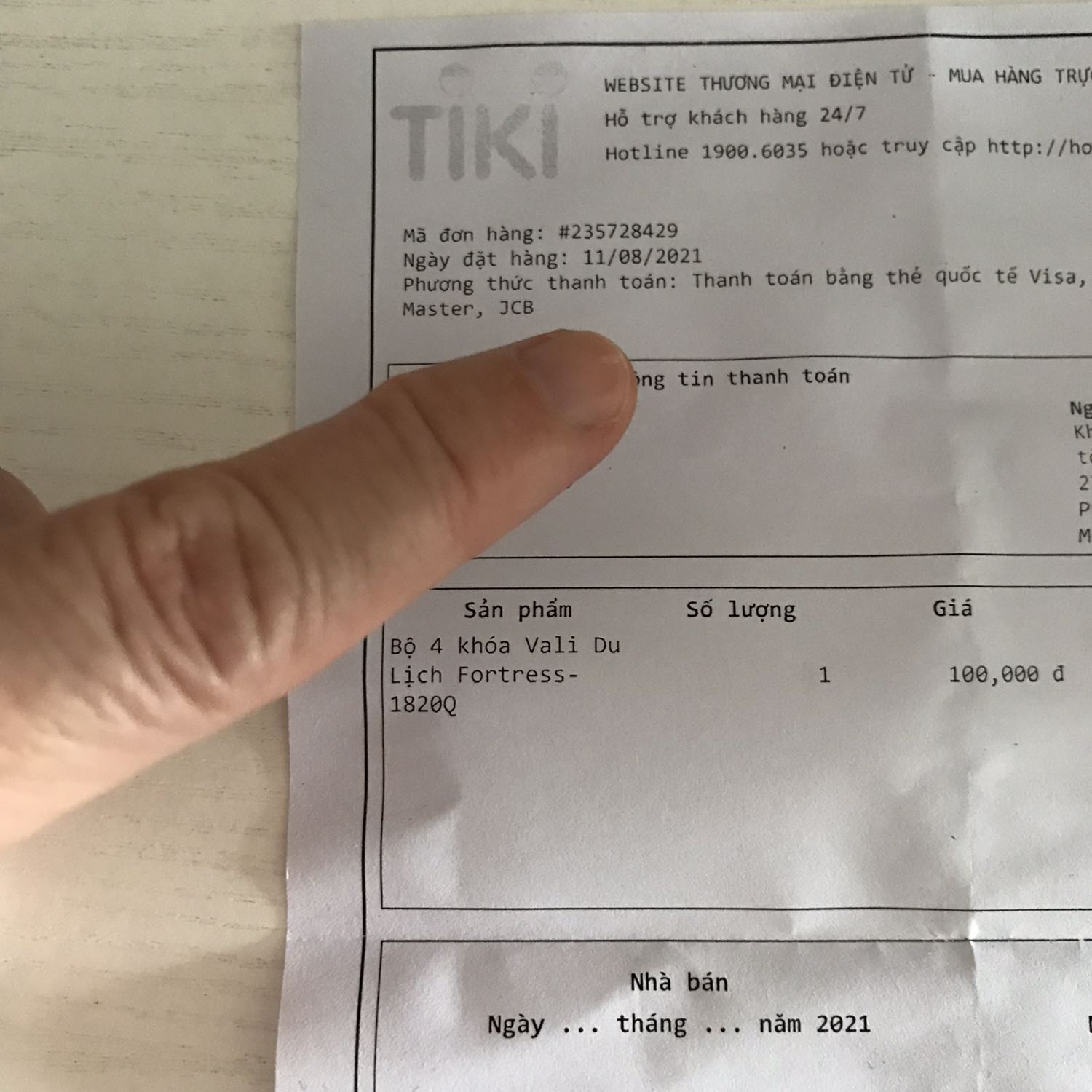 Đơn hàng chốt và thanh toán 11/8, xong 15/9 mới nhận được do tình hình hạn chế hoạt động của bên vận chuyển tại Tp HCM và Tiki cũng có email thông báo việc giao chậm 2 lần khi chưa thể hoạt động chuỗi dịch vụ bình thường trở lại. Hàng đúng chất lượng và đóng gói tốt. Cám ơn
