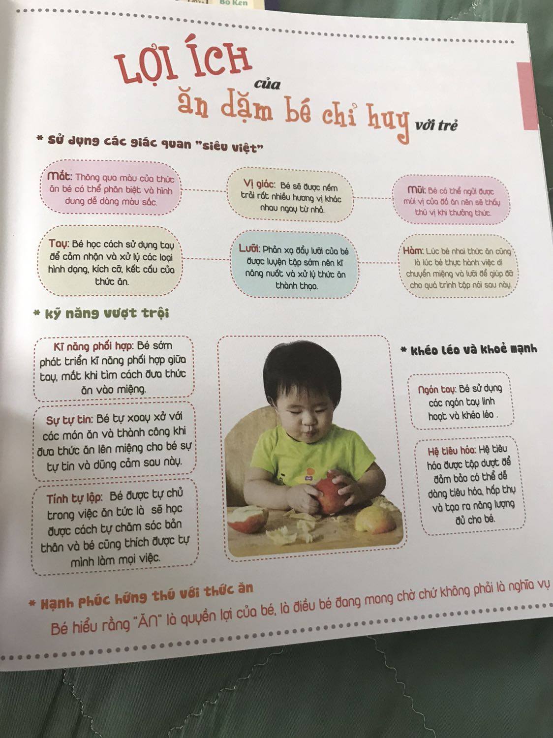 Chất lượng giấy ok, luôn tin tưởng Tiki khi mua sách ở đây.
Cuốn ADKN hướng dẫn nấu chi tiết, còn cuốn ADKPLCC nội dung được, có nhiều đoạn lặp lại quá ;( mình k thích cách trình bày như vậy. 
Hành trang chuẩn bị cho con ăn dặm nên mua hai cuốn này tham khảo, pp của hai cuốn khác nhau nên chúng ta cần cân nhắc áp dụng pp nào hay mix hai pp.