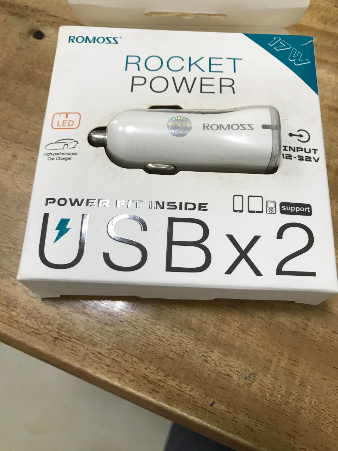 Không đúng sản phẩm như hình, đề nghị nhà cung cấp đổi trả cho khách
nếu không đổi được, Tôi sẽ không bao giờ mua trên trang này nữa
Cảm ơn