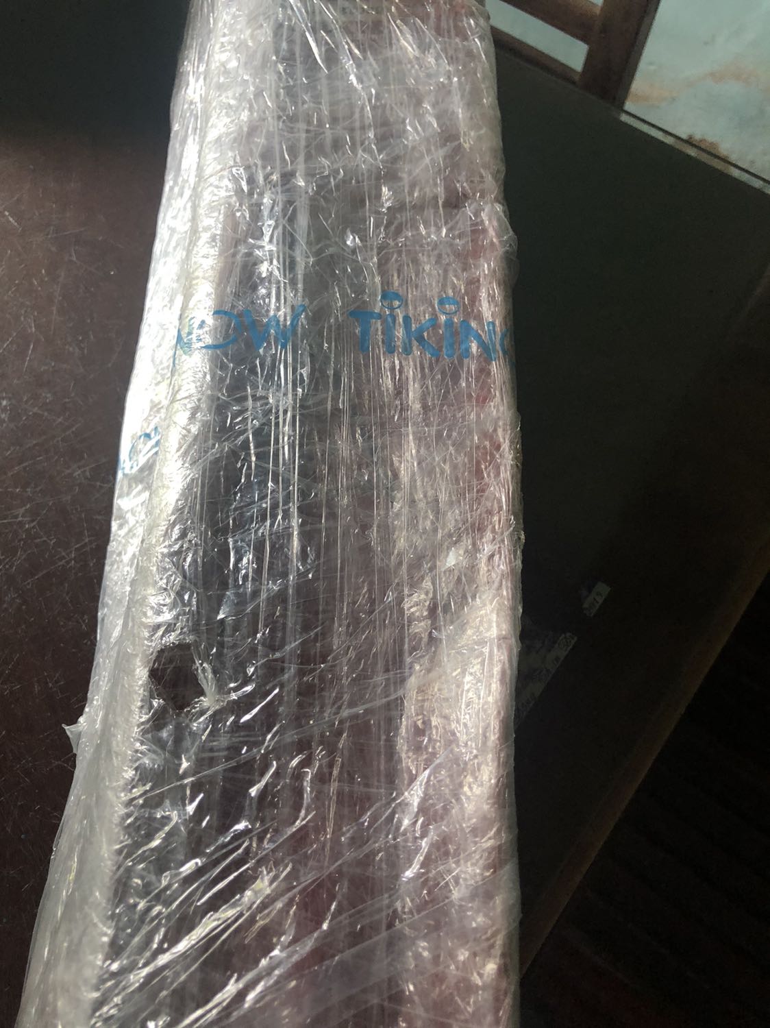 Hàng đóng gói rất tệ,hộp móp méo! cách chăm sóc khách hàng ghn mùa dịch rất tệ, hàng k đi được cũng không báo lại khách hàng, chờ khách phản hồi rất nhiều lần mới trả lời!