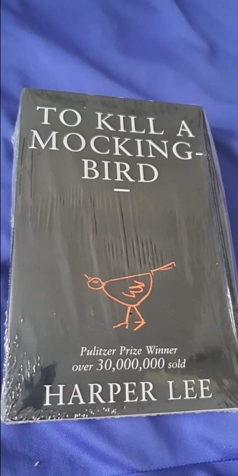 - Giao hàng đúng hẹn.
- Gói hàng kỹ, có bọc kín ở ngoài.
- Nội dung mình chưa đọc nhưng chắc rất hay vì là tác phẩm kinh điển.