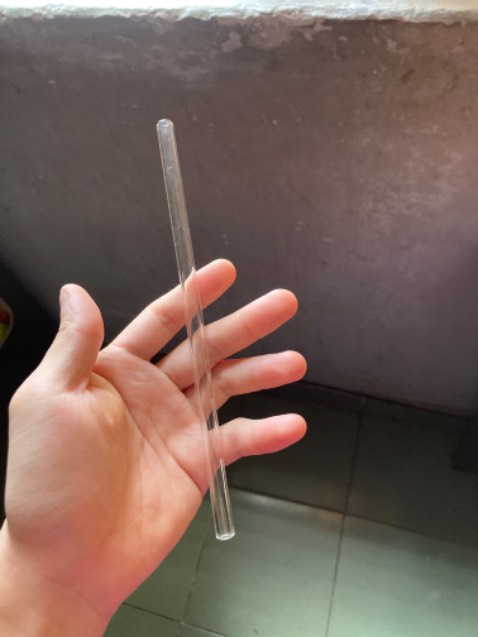 Dùng hơn 1 tháng r, trong suốt dễ vệ sinh, dễ hút hơn loại ống hút kim loại nhiều, mọi người nên mua loại thuỷ tinh nhé
