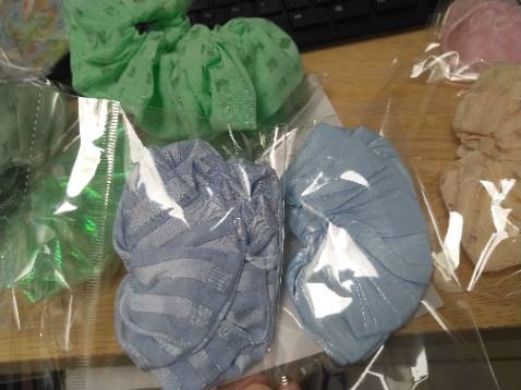 Đẹp lắm nè, còn được tặng quà nữa, tiếp tục ủng hộ shop lần sau nè