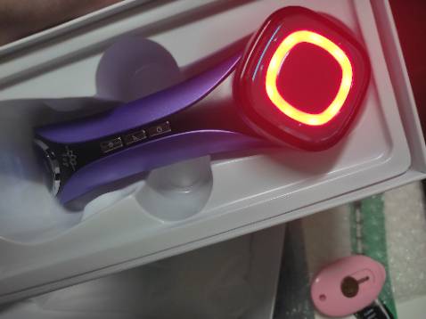 Đã *** máy như mô tả, chăm chỉ sd đc vài hôm thấy da cungz cải thiện nhiều. Tks shop nhiêud