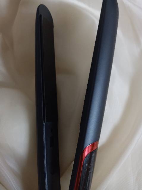 Chất lượng sp tuyệt vời, dễ sử dụng, ngon, bổ, rẻ. Ờ mây *** gút chóp shop..gói hàng cẩn thận 5 sao cho shop, giao hàng nhanh, giá cả hợp lý. Cách phục vụ của shop rất nhiệt tình và chu đáo. Hàng đẹp cute lắm. Máy nóng nhanh,kẹp không bị rỉ tóc, cầm rất chắc tay, thon gọn, còn điều chỉnh được nhiều mức nhiệt. Lần sau sẽ ủng hộ tiếp ạ