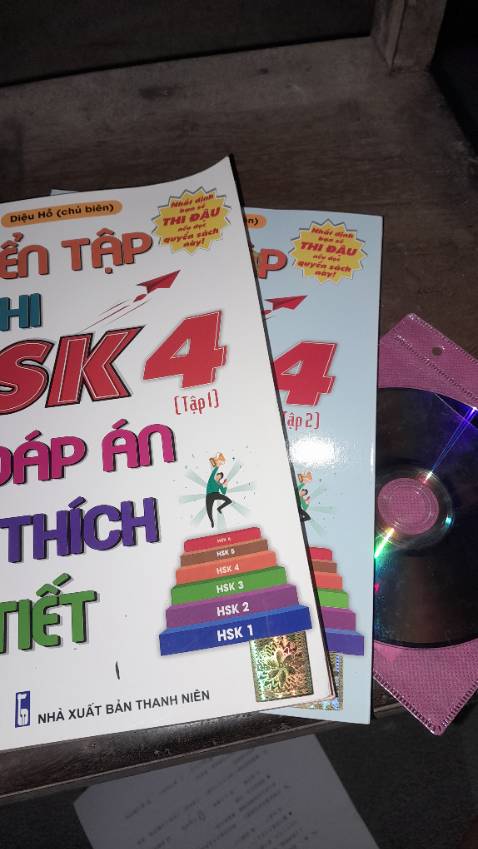 Đề thi bám sát cấu trúc, phần giải thích rất chi tiết. Shop gói hàng cẩn thận, tinh tế