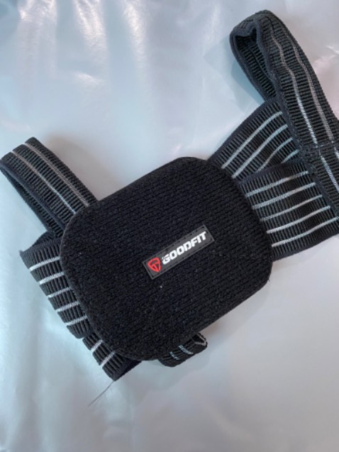 rất thích lun í ạ, sản phẩm chắc chắn nó còn chắc hơn mình tưởng tượng nhưng do bé nhà mình không chịu đeo nên mình xin phép để lại cho bạn nào có nhu cầu *** mình 0941792 một 94