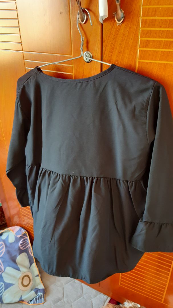 Ủi quần áo mặc đi làm khá thẳng, tiện lợi, đỡ mất công chuẩn bị và dọn dẹp 
Thấy có nhiều bạn chê ủi không thẳng chắc chưa quen sử dụng, chưa thẳng thì để ngay chỗ nhăn lâu hơn 1 chút
Đáng mua, tiện lợi hơn cho cuộc sống hàng ngày 
Không bị bóng hay vàng quần áo Ủi quần áo mặc đi làm khá thẳng, tiện lợi, đỡ mất công chuẩn bị và dọn dẹp 
Thấy có nhiều bạn chê ủi không thẳng chắc chưa quen sử dụng, chưa thẳng thì để ngay chỗ nhăn lâu hơn 1 chút
Đáng mua, tiện lợi hơn cho cuộc sống hàng ngày 
Không bị bóng hay vàng quần áo