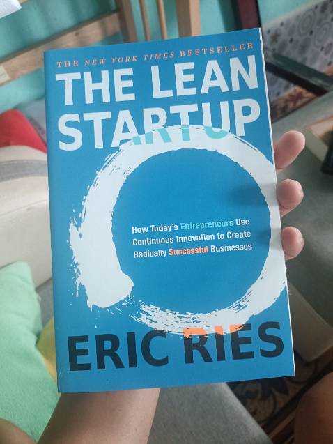 Giấy hơi mỏng,........................