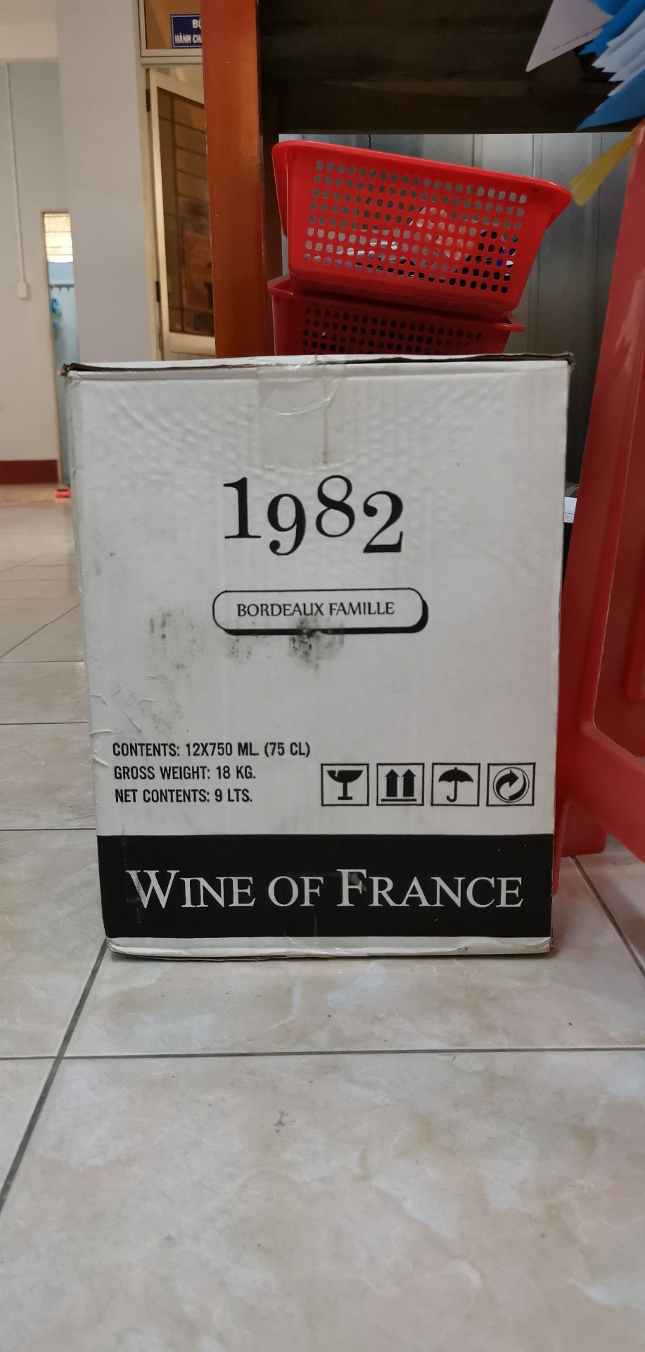 Hàng của Shop là ok. đóng gói hàng cẩn thận, giao đủ hàng, giá bán hợp lý. Mình thích khuyến mại, cứ có khuyến mại là mua ủng hộ.
Chúc Shop luôn đông khách, sẽ ủng hộ Shop ở  những lần sau.