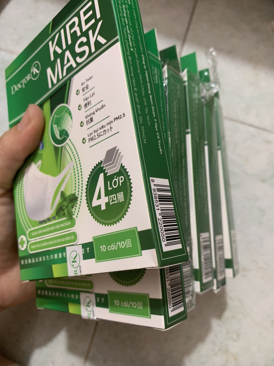 Sản phẩm dày, mùi dễ chịu.