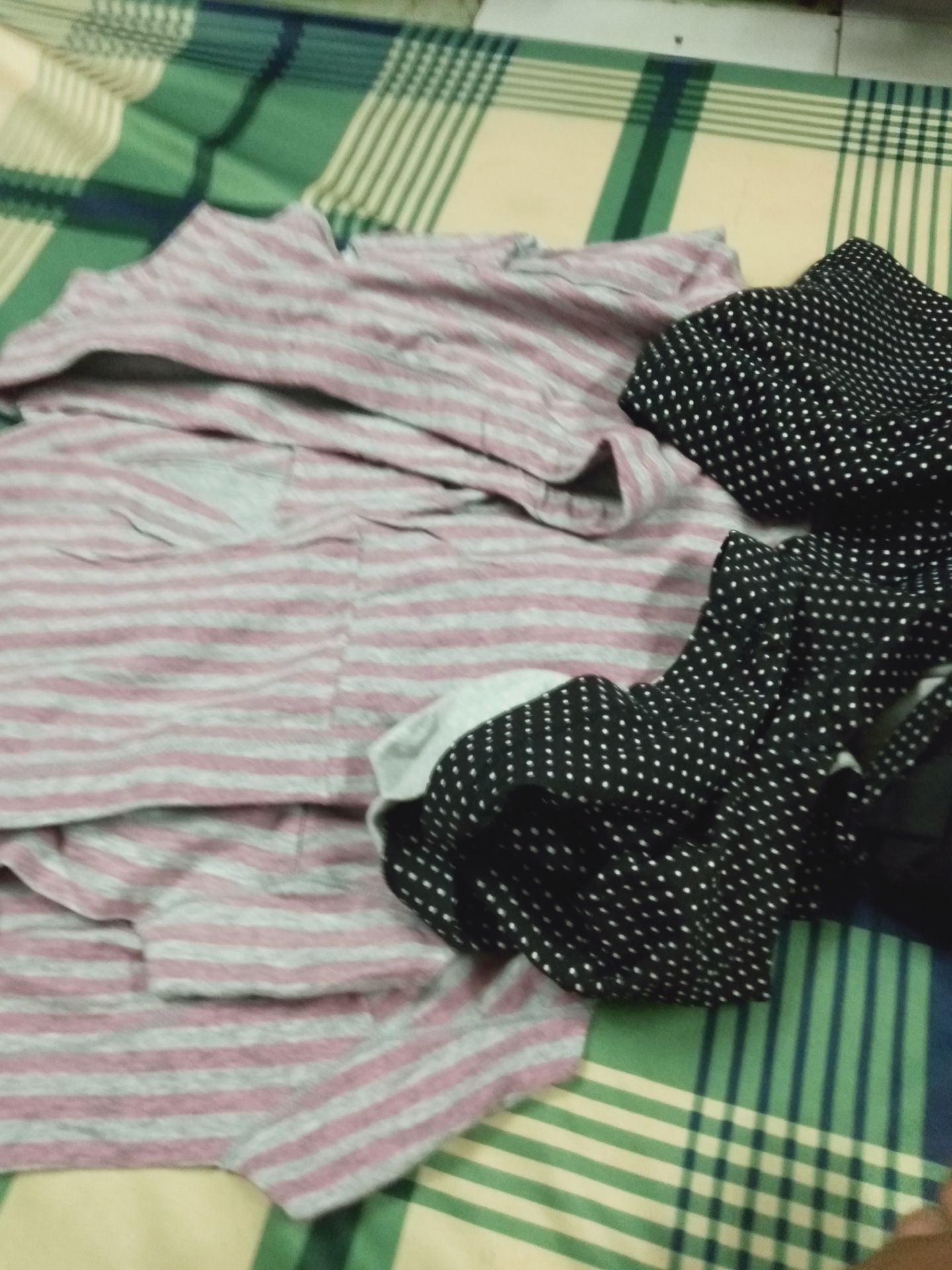 hàng kém chất lượng .. màu sắc