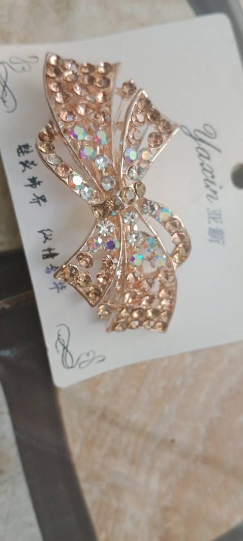 Mua mẫu này gởi mẫu khác shop làm ăn sống nhân giống *** đảo khách hàng vậy