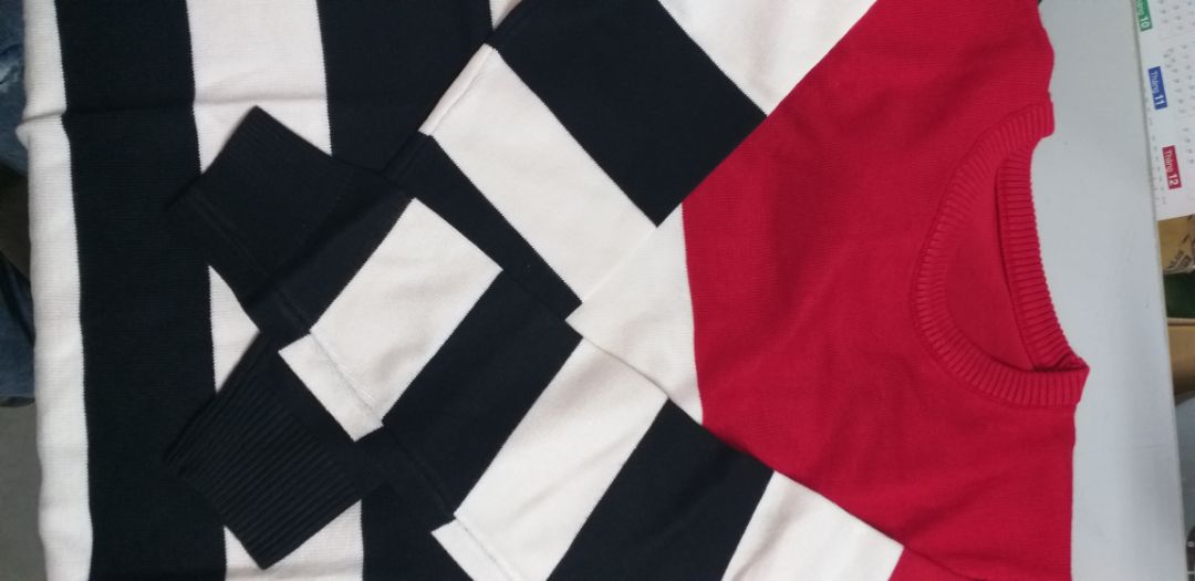 sản phẩm giống như mô tả chất mềm mịn mặc ok sản phẩm giống như mô tả chất mềm mịn mặc ok