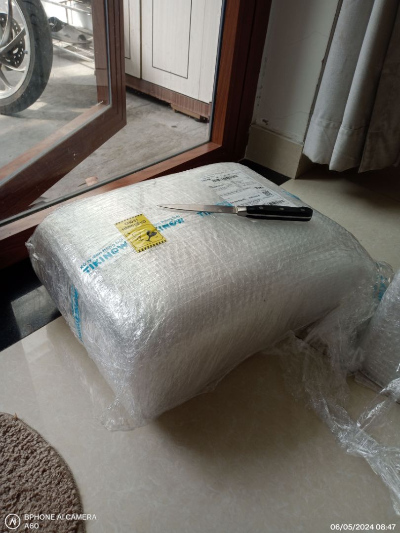 Sao chưa xuất hoá đơn cho tôi, hãy check lại tất cả những đơn hàng của tôi và xuất đầy đủ hoá đơn cho tôi.
Vụ hoá đơn này mình đã gọi lên tổng đài Tiki khứu nại hơi nhiều rồi đó. Tiki giống như kiểu muốn tiếp tay cho các nhà bán trốn thuế á.