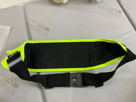 cũng ổn, nếu mặt sau của bao da làm bằng *** hay cô tông thì tốt hơn