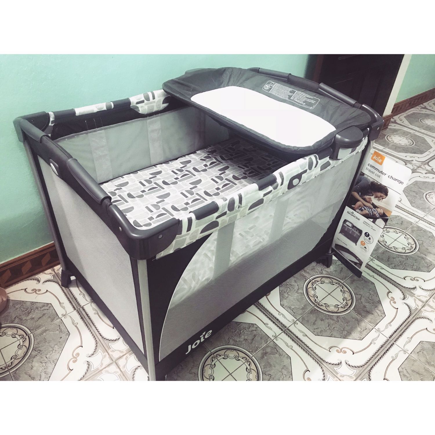 Nôi xịn chắc chắn có bảo hành chính hãng, mỗi tội giao hàng ninja van lỗi nên giao chậm mất mấy ngày và kiến nghị đã được tiki giải quyết