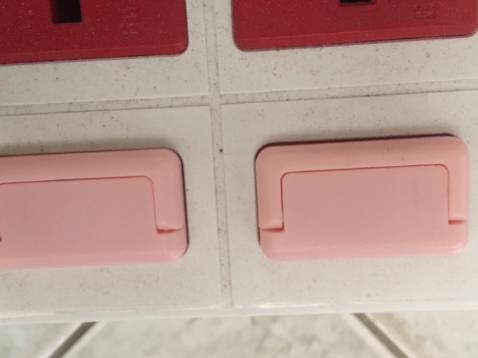 hàng đẹp, màu sắc tươi, nhìn cứng cáp hơn hẳn các loại khác, mình đã mua thêm loại 3 chân, yên tâm hẳn. hàng đẹp, màu sắc tươi, nhìn cứng cáp hơn hẳn các loại khác, mình đã mua thêm loại 3 chân, yên tâm hẳn.