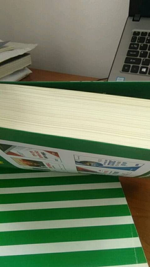 sau một thời gian trải nghiệm thì mình có một số đánh giá như sau,mọi người tham khảo nhé:
+sách siêu dày,siêu nhiều bài tập ,tha hồ làm nhá=))cày ngày cày đêm cũng không xong á
+kiến thức bao quát từ cơ bản đến nâng cao
+sách id ,không có đáp án mà cần vào moon để tra (đôi khi hơi bất tiện nhưng nếu cho thêm phần đáp án nữa thì chắc mang đi chọi đầu ngất luôn siêu dày)
+trên moon có cô và các ac trợ giảng sẽ giải đáp thắc mắc cho mọi người nha
----chốt lại là nên mua nha bà con