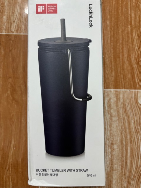 Bình cute khá chắn chắn và gọn nhẹ , đặt niềm tin vào sản phẩm lock&lock hu vọng sẽ bền theo thời gian😊