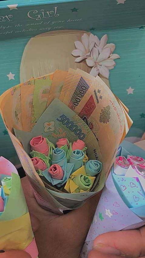 Sách rất hay luôn mấy bạn ôn chuyên hsg văn thì nên mua nha đỉnh lắm