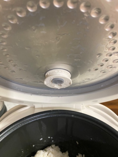 Sản phẩm tệ,không thoát hơi đọng nước cực kì nhiều Sản phẩm tệ,không thoát hơi đọng nước cực kì nhiều