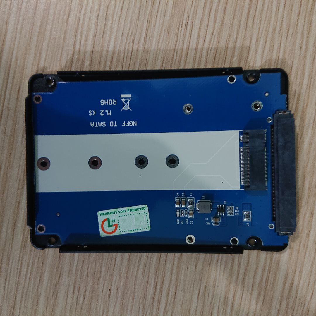 sản phẩm chắc chắn, có bộ ốc đi kèm, gắn vào chạy ổn định