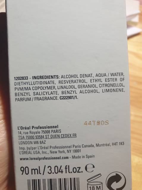 Code trên chai thủy tinh không trùng với code trên vỏ. Barcode cũng không check được thông tin sản phẩm.
Đang phân vân về chất lượng bên trong chai.