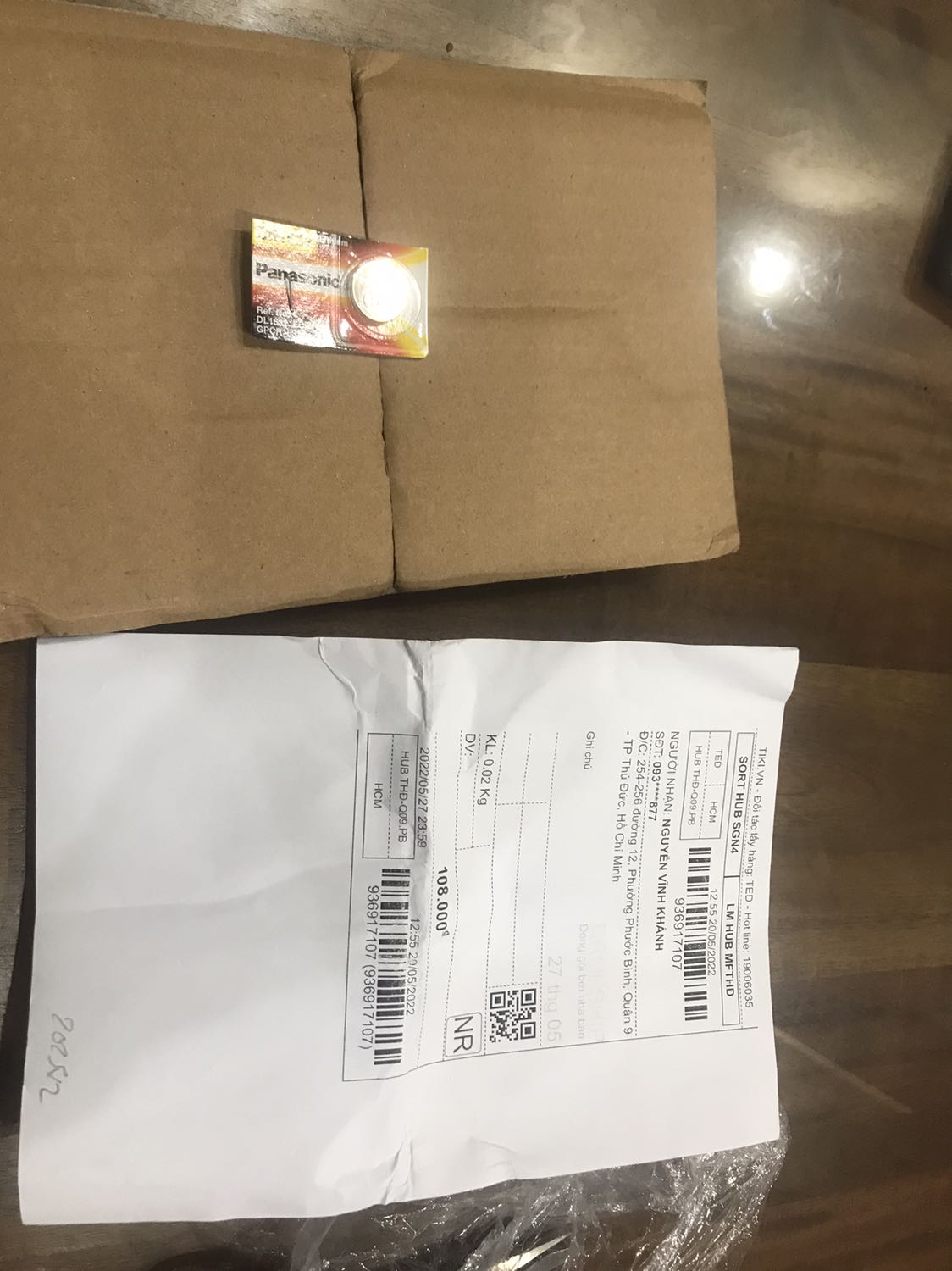 Shop làm ăn gì kỳ cục vậy đặt 2 cục 2025 giao 1 cục 1632 vậy ?