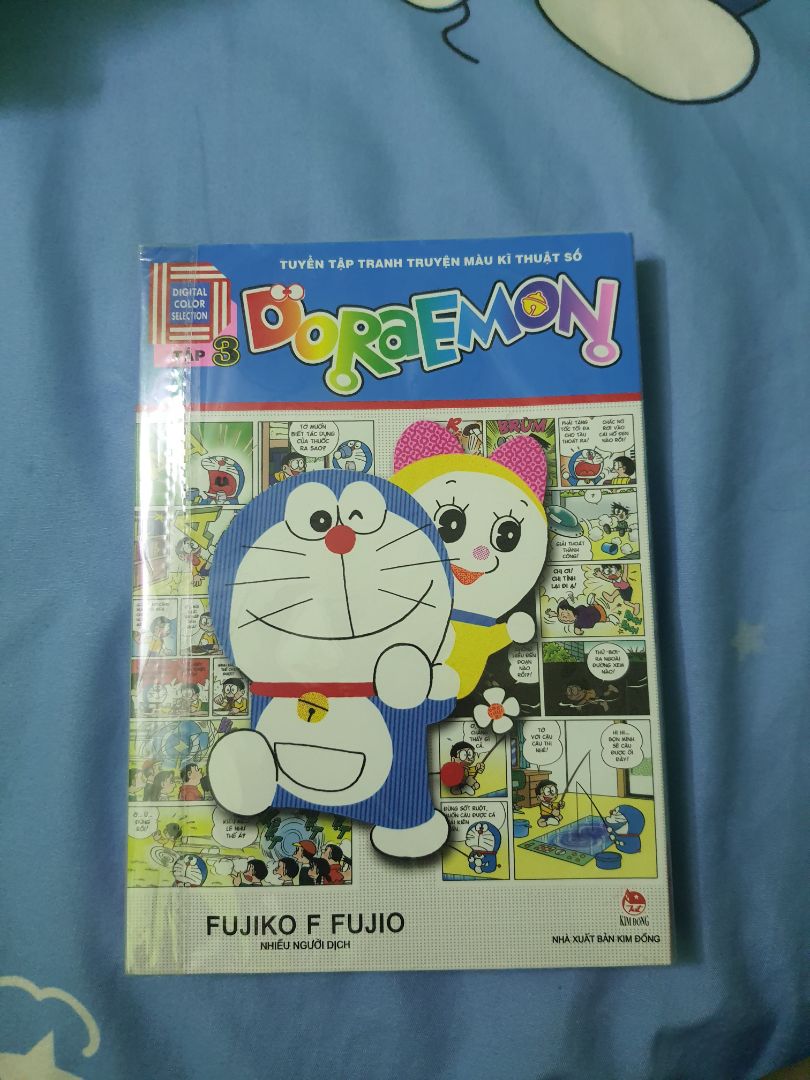 giao hàng rất nhanh chóng. mới đặt hôm qua hôm nay đã nhận được rồi. bộ truyện tranh rất đẹp. mình rất thích ❤