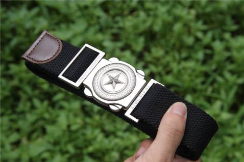 Hàng đẹp giá yêu thương giao hàng siêu tốc. khóa cài tiện lợi đóng gói rất cẩn thận nhé. lúc đầu nhận hàng thấy mùi sản phẩm mới nên có vẻ hơi cứng nhưng dùng 1-2 lần là ngon ngay shop nhé vote 10 sao