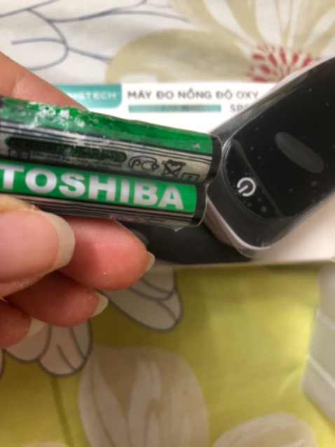 Sp mới *** thử ok nhưng pin kèm máy rất zom bị phồng rộp, thà đừng gởi pin! Máy này năm ngoái mua xài vài lầm cất đi giờ đem ra thấy pin ăn mòn hết máy hư luôn. Mn lưu ý xài pin tốt của mình Sp mới *** thử ok nhưng pin kèm máy rất zom bị phồng rộp, thà đừng gởi pin! Máy này năm ngoái mua xài vài lầm cất đi giờ đem ra thấy pin ăn mòn hết máy hư luôn. Mn lưu ý xài pin tốt của mình