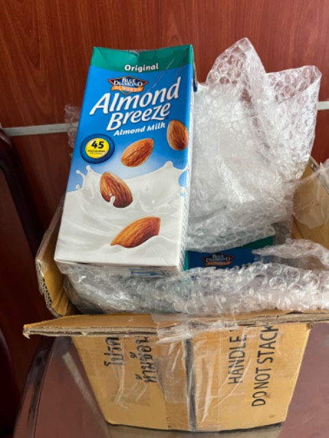 Tôi đặt sữa hạt hạnh nhân 25kilocalories mà tiki giao 45kilocalories , tôi ko dùng được, xin đổi lại cho tôi 6 hộp sữa hạt 25kilocalories.