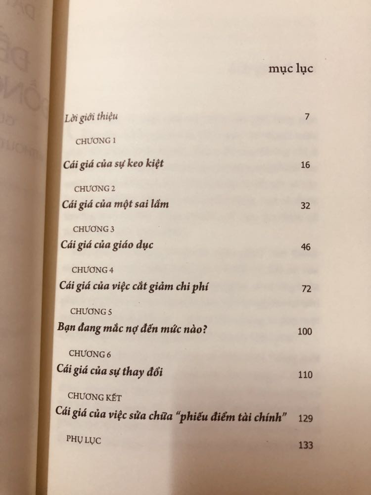 - Nội dung sách nói về cách sử dụng đồng vốn sao cho hợp lý, cách đầu tư sinh lợi từ các khoản vay ngân hàng mà mình không cần phải vất vả lao động nhiều. 
- Ngoài ra tác giả còn đề cập đến cách kiếm tiền từ các nguồn thu nhập khác ngoài nguồn thu nhập chính mà ta làm hàng ngày. Chỉ ra cho ta thấy nguồn thu nhập chính là nguồn thu nhập mà ta bị đánh thuế nhiều nhất.
